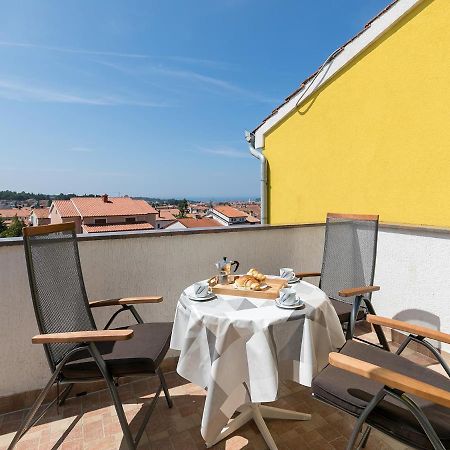 Apartments Olea Пореч Екстериор снимка