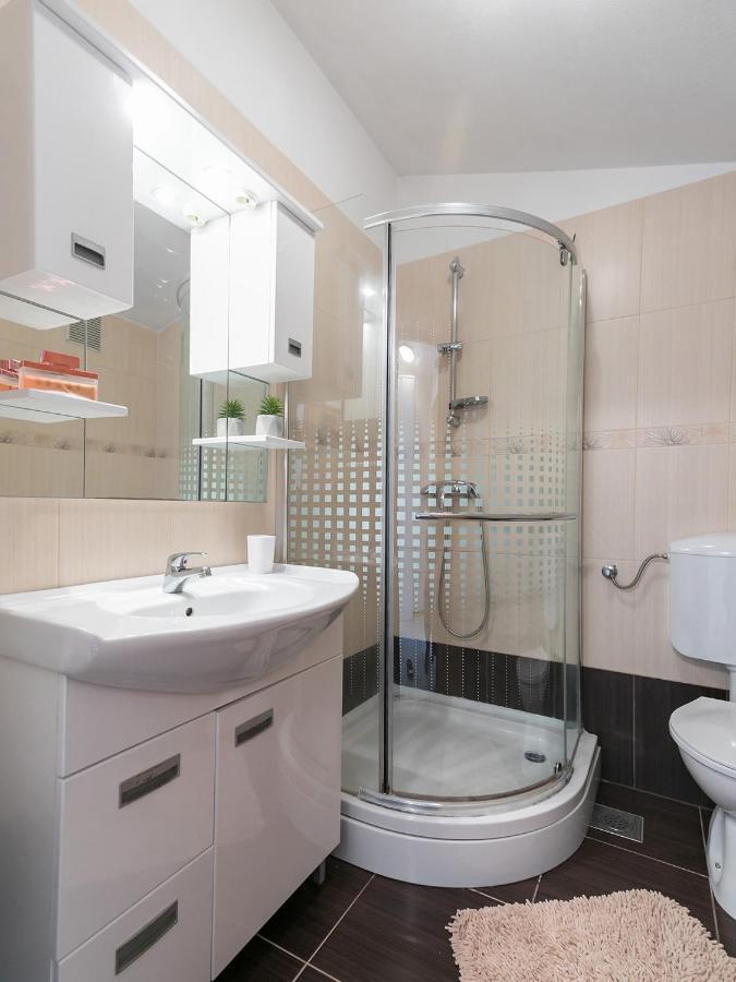 Apartments Olea Пореч Екстериор снимка