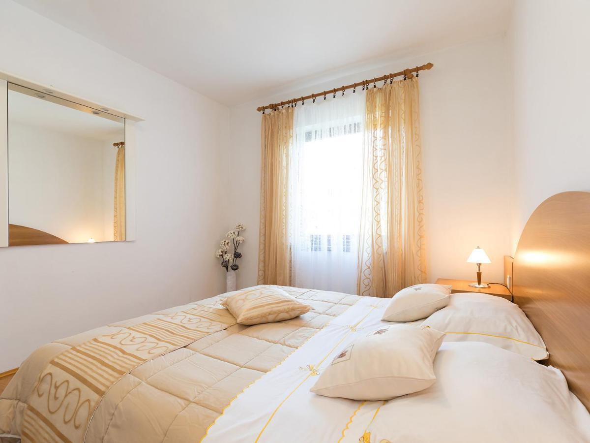 Apartments Olea Пореч Екстериор снимка